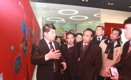 泰国农业部副部长Supachai Phosu一行到6686体育参观交流