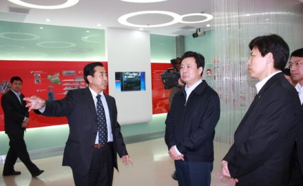 山东省委常委、青岛市委书记李群来6686体育调研